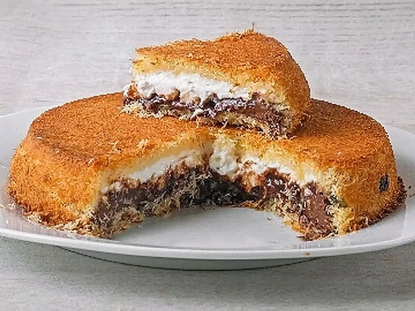 Konafa Cream And Nutella Medium