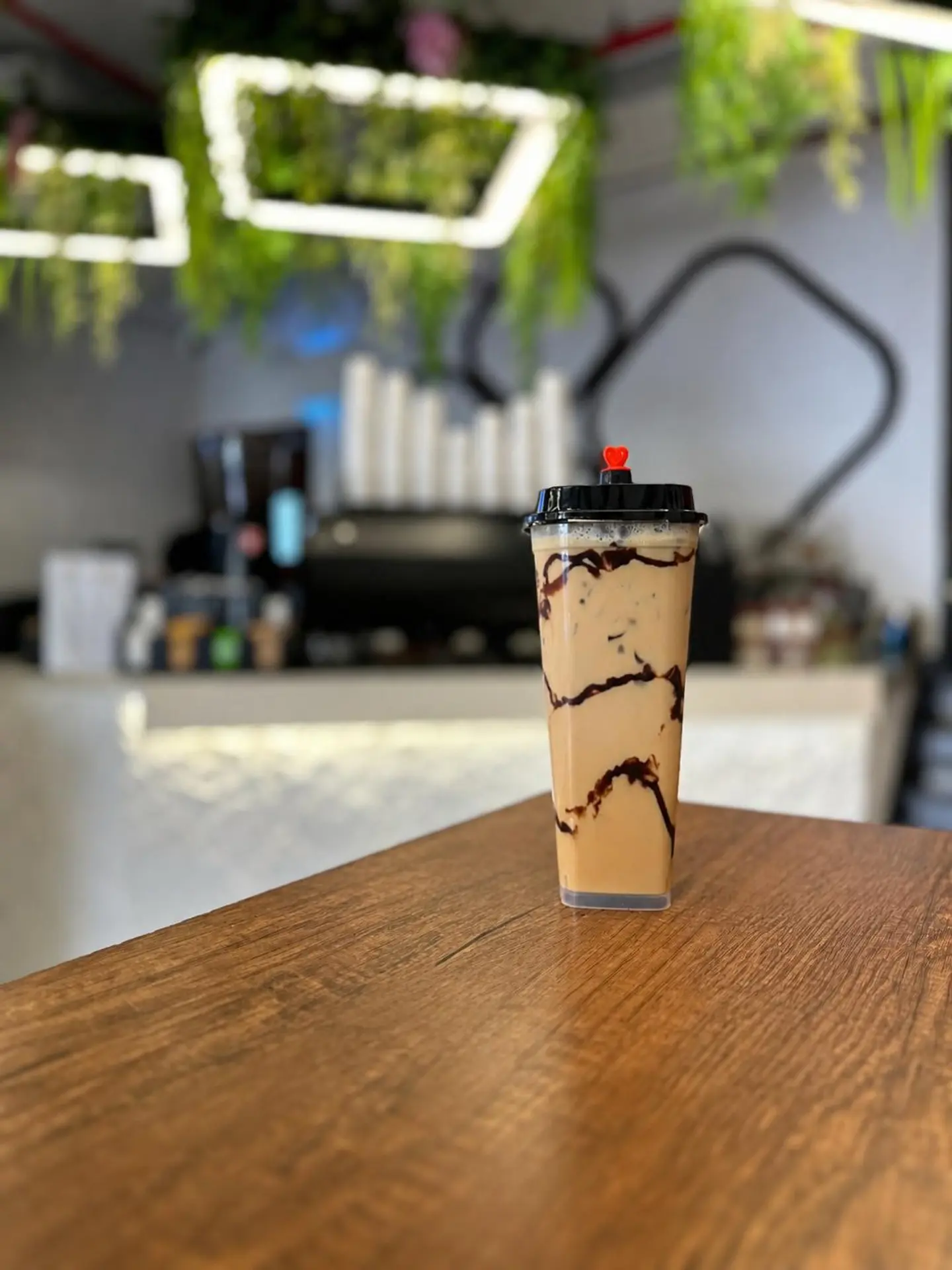 Iced White Mocha Latte 16 Oz