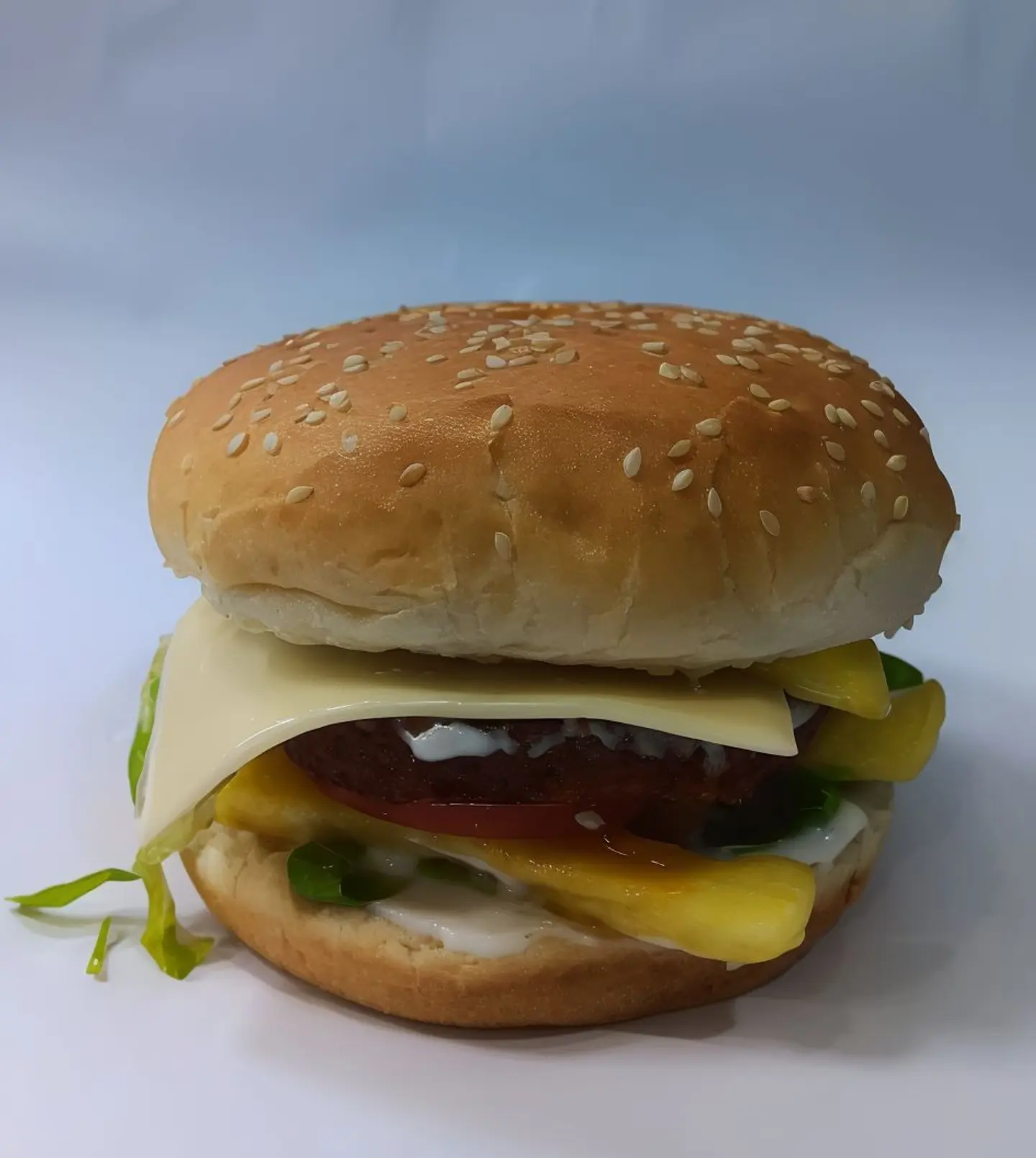 برجر لحم مع جبن