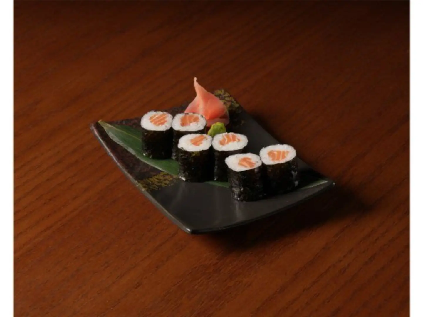 Salmon Avocado Maki
