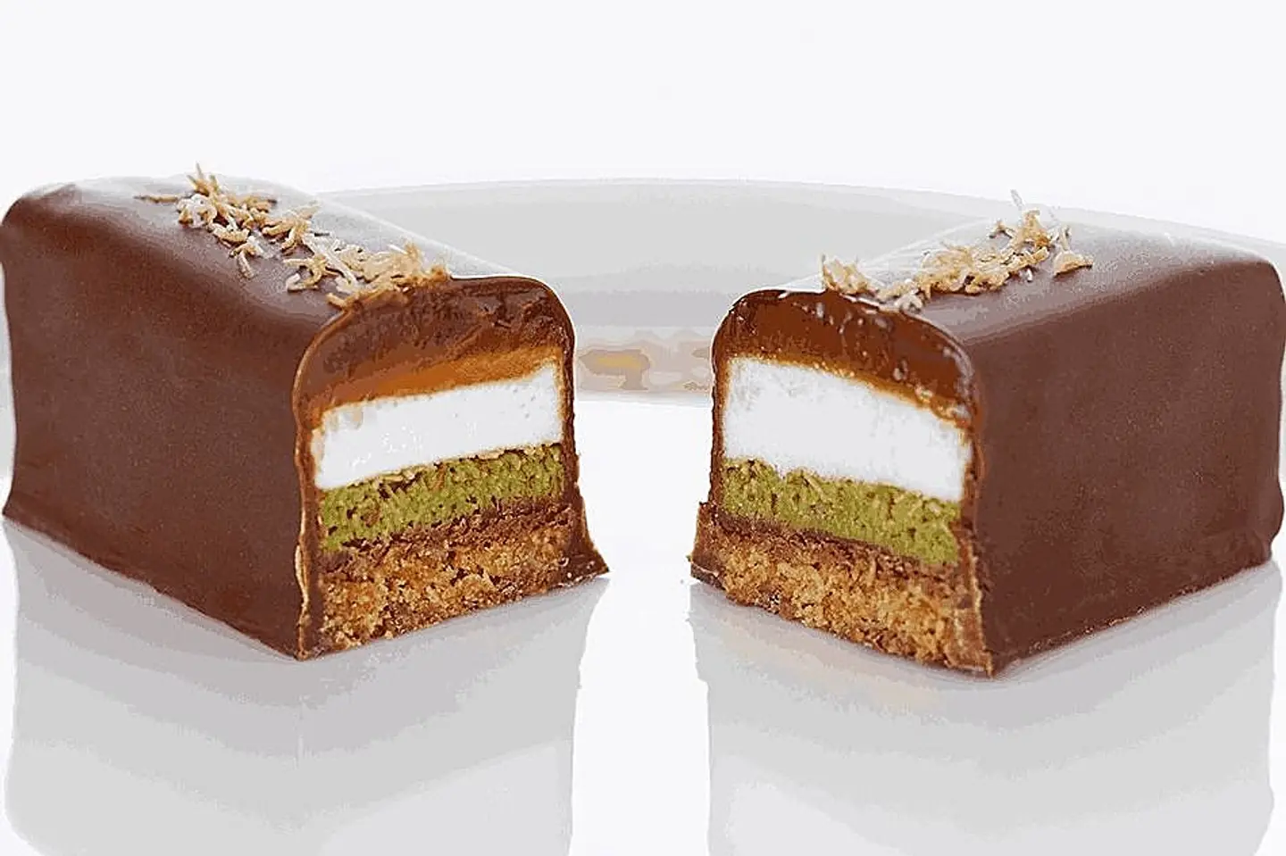 اصبع الكنافة بالفستق