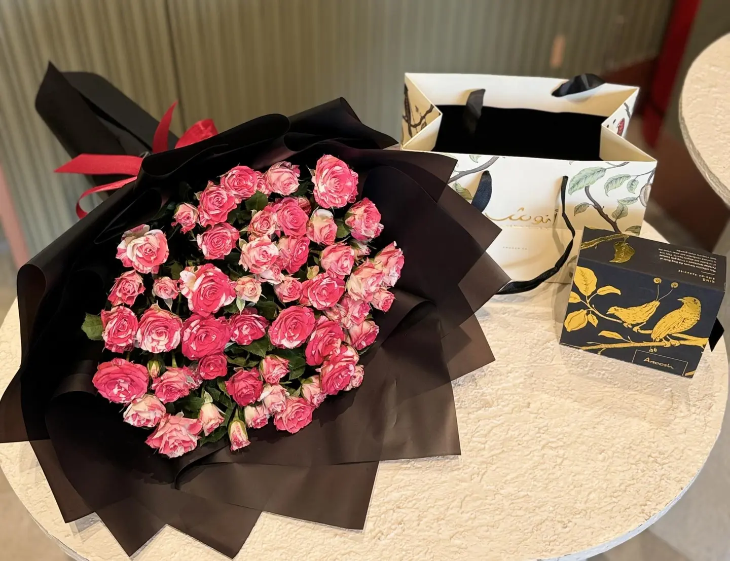 Anoush Chocolate With A Bouquet Of Flowers
