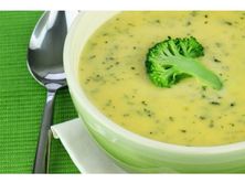 شوربة البروكلي مع الكريمة