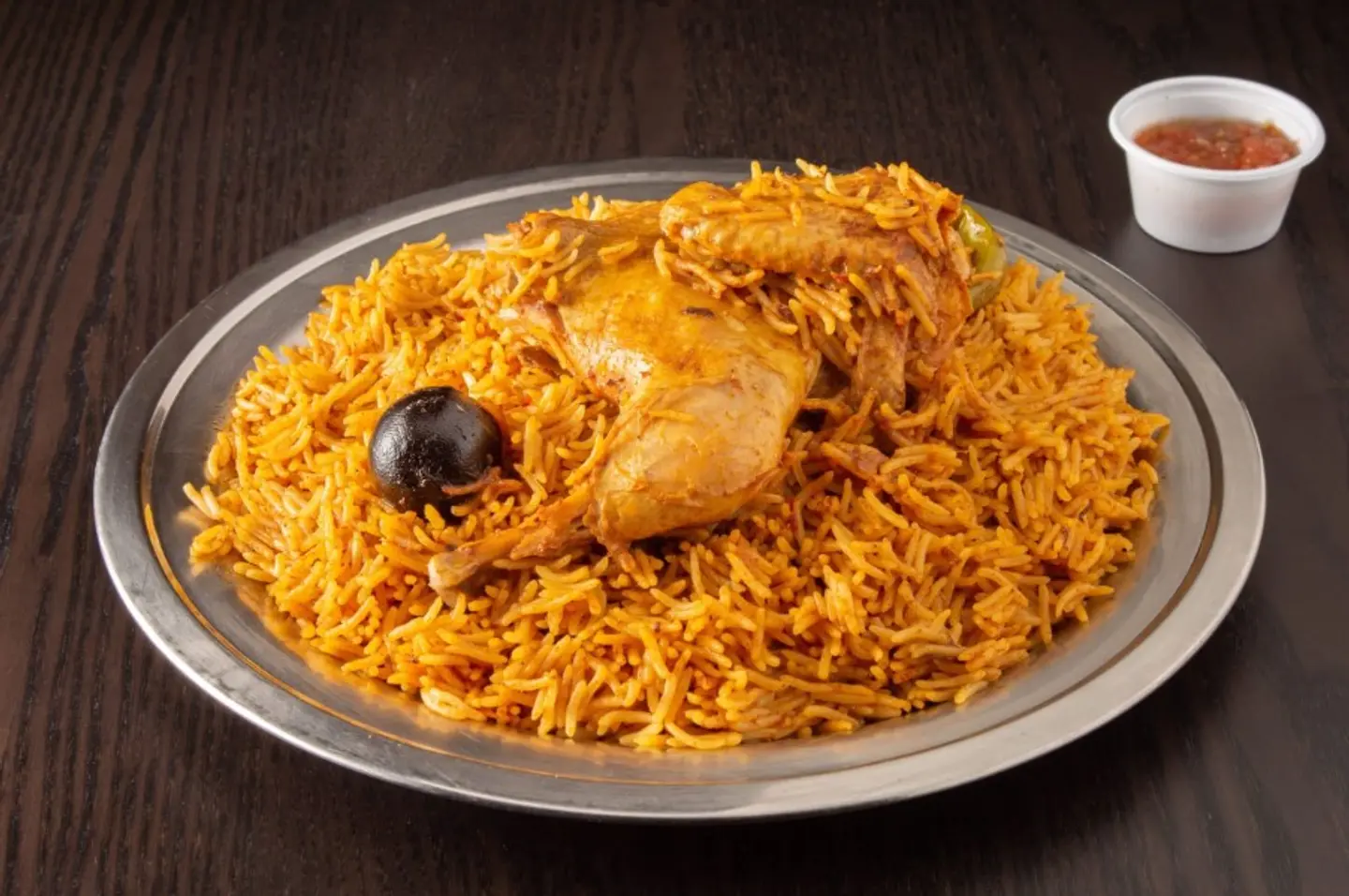 نص مضغوط دجاج مع ارز مزة