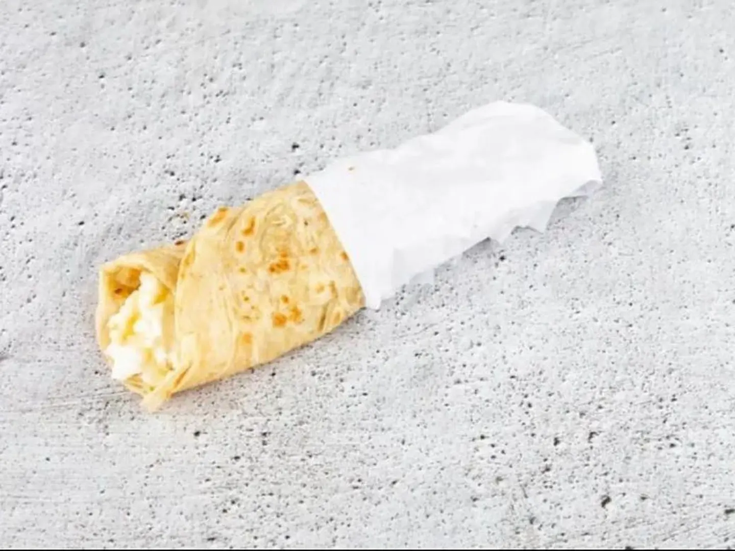 شباتي بيض مقلي بالجبن