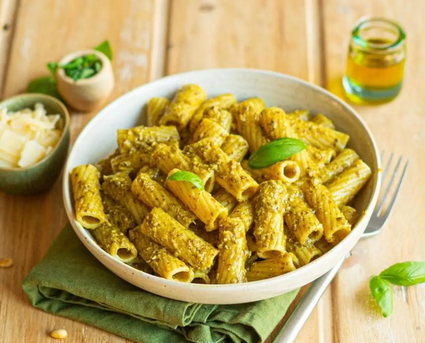Penne Pasta With Pesto Sauce