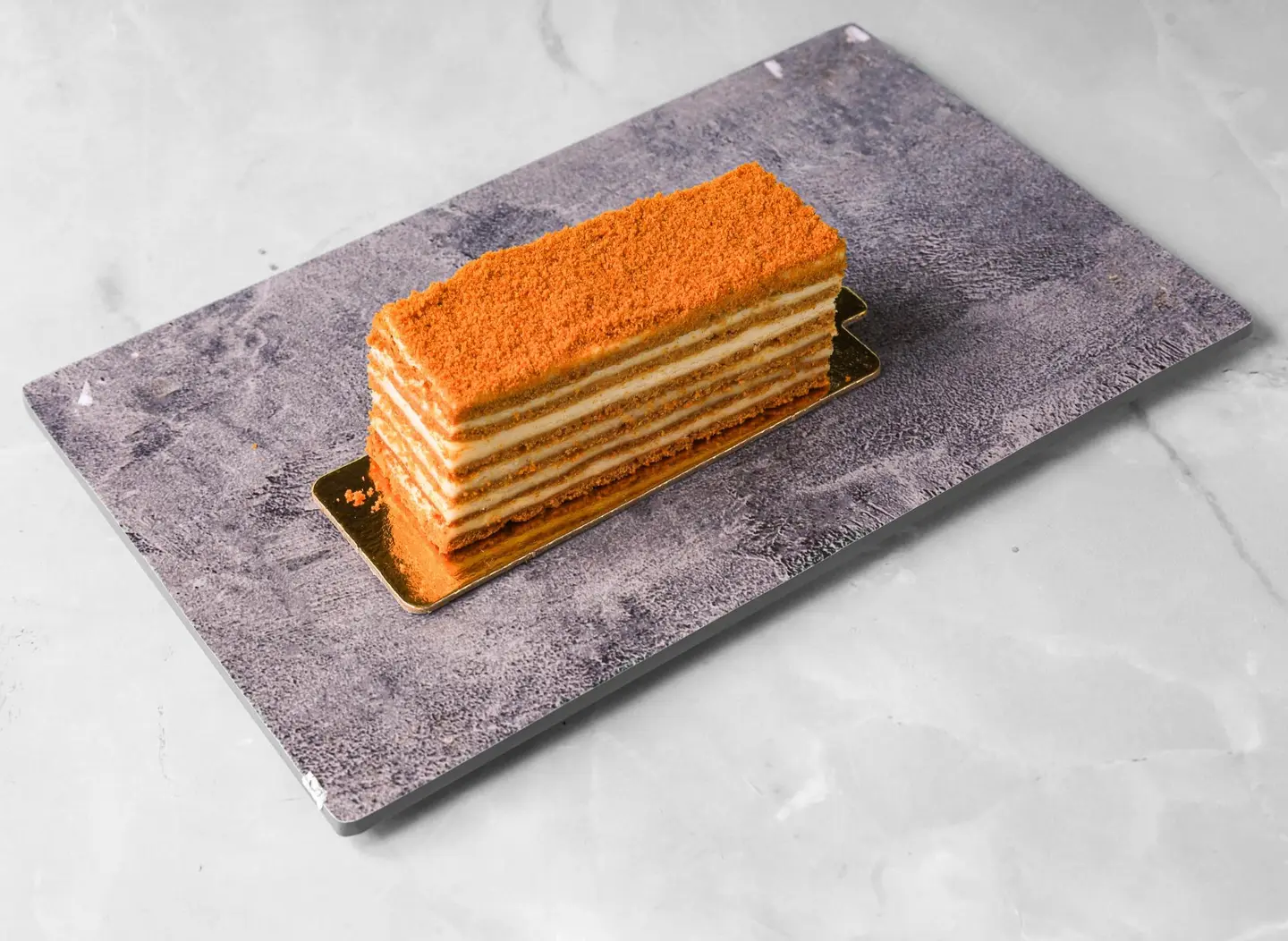 كيك عسل كلاسيك