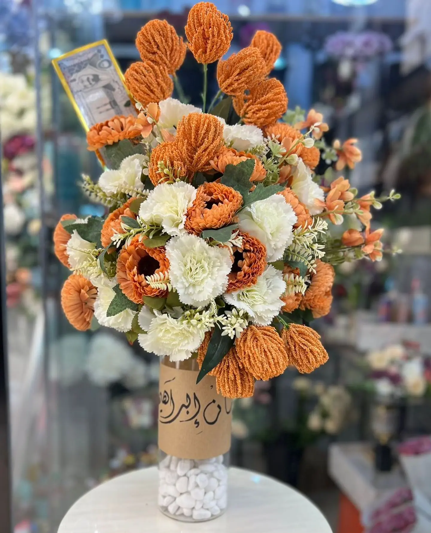 فازه زهور متألقه