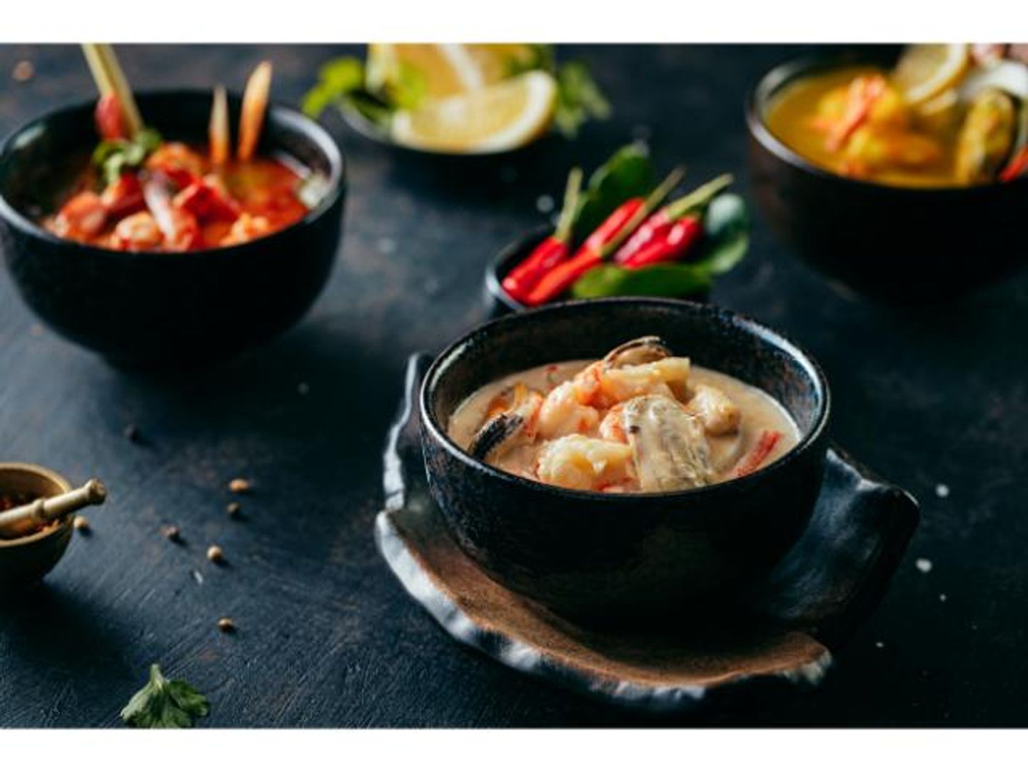 شوربة مأكولات بحرية بالكريمة