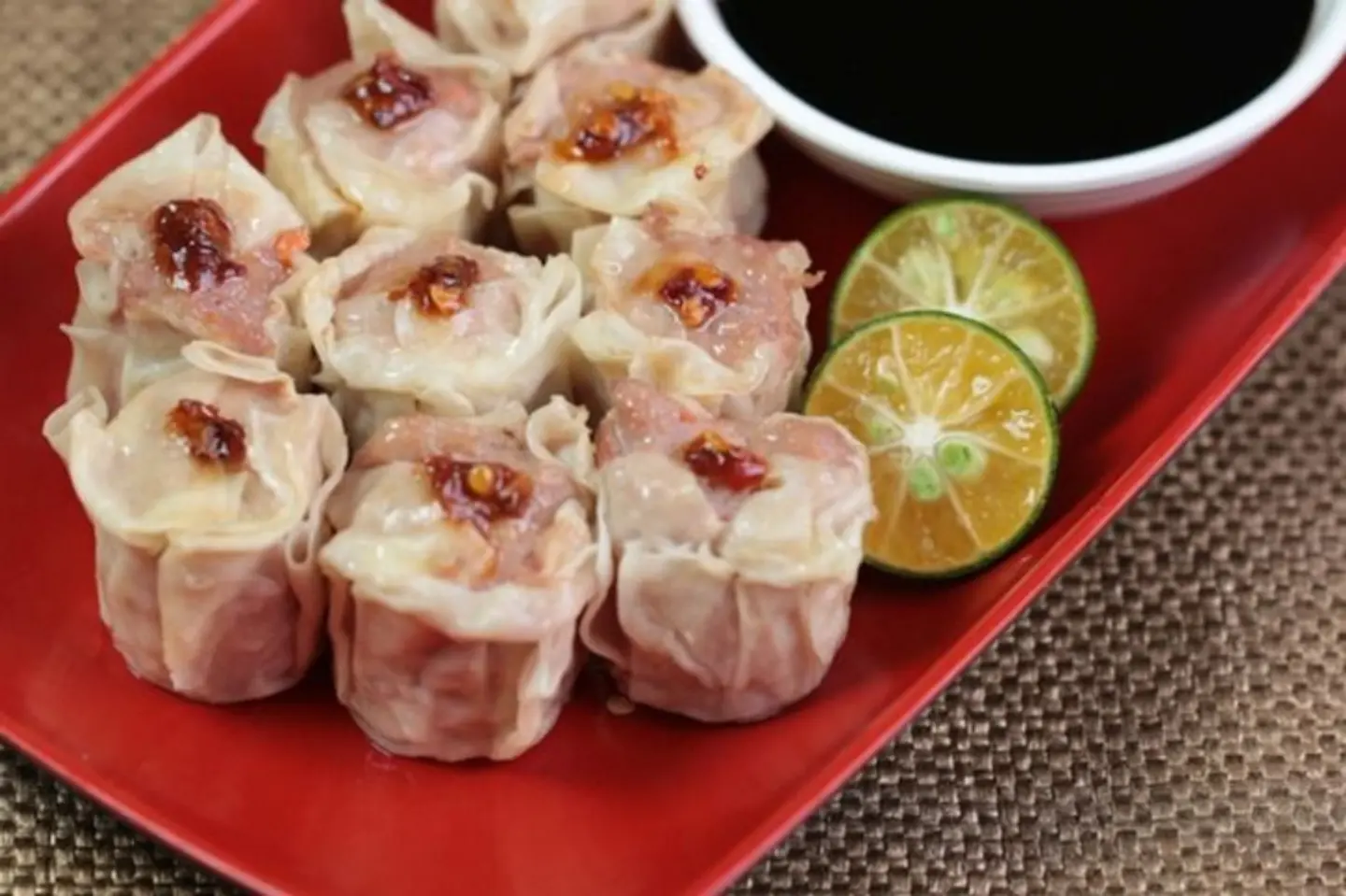 شيوماي مطهو على البخار