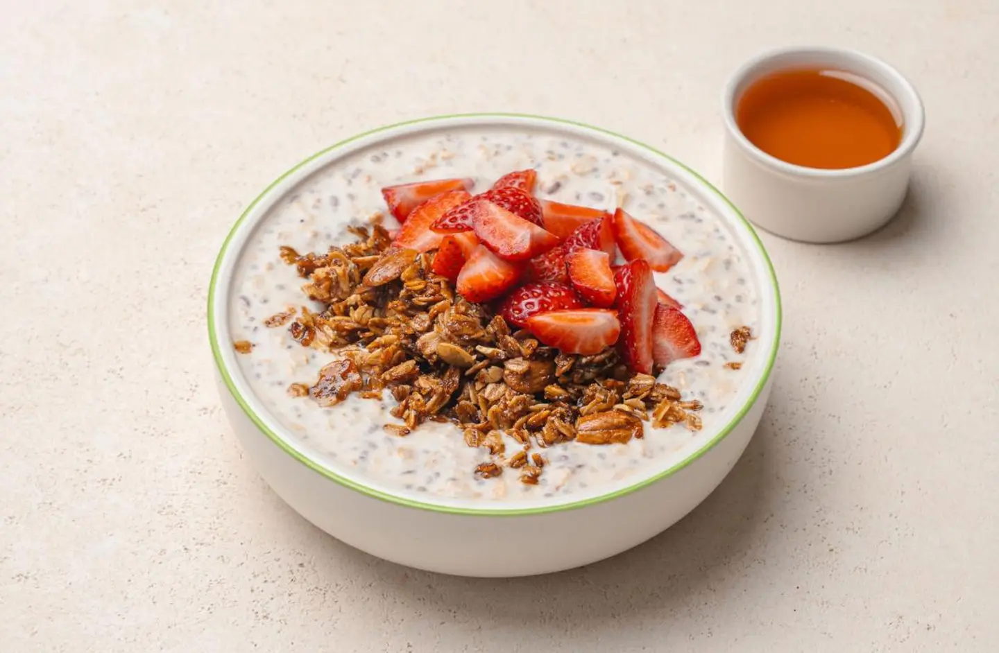 وعاء الشوفان بالفراولة