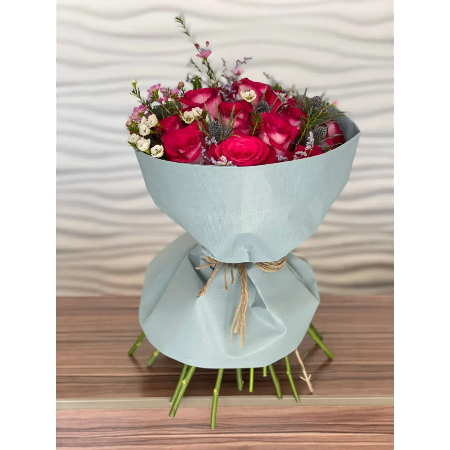 A Special Two Color Rose Bouquet B8