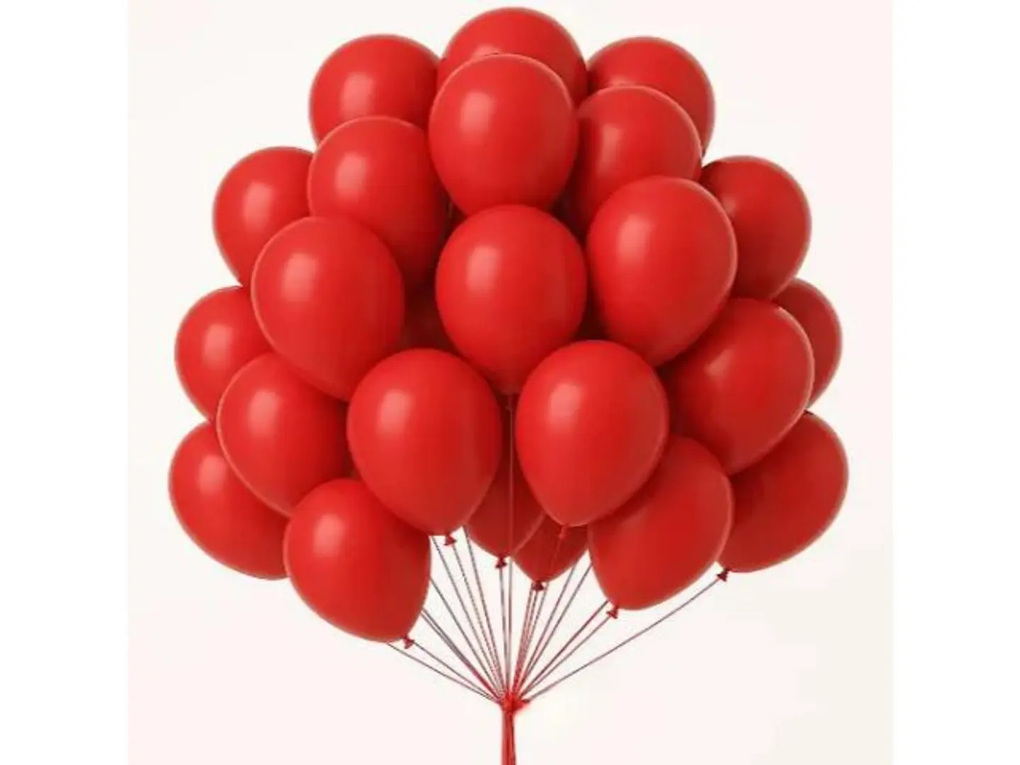 بالونات حمراء