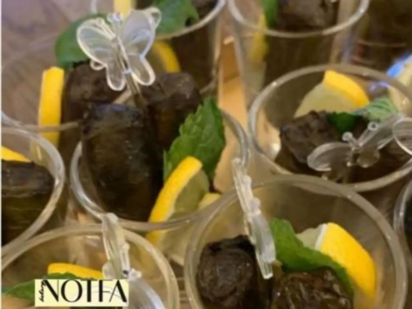 Luxurious Grape Leaves Cups