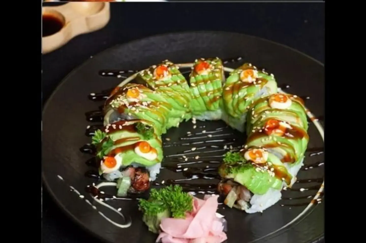 Green Dragon Roll