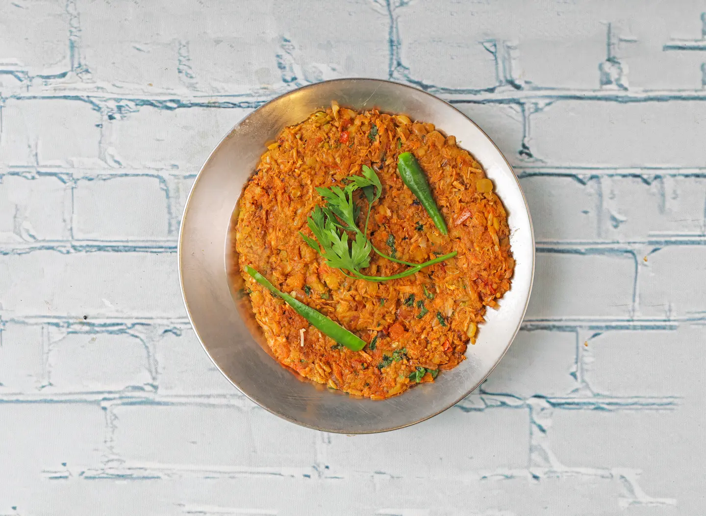 بازلاء بالتونه