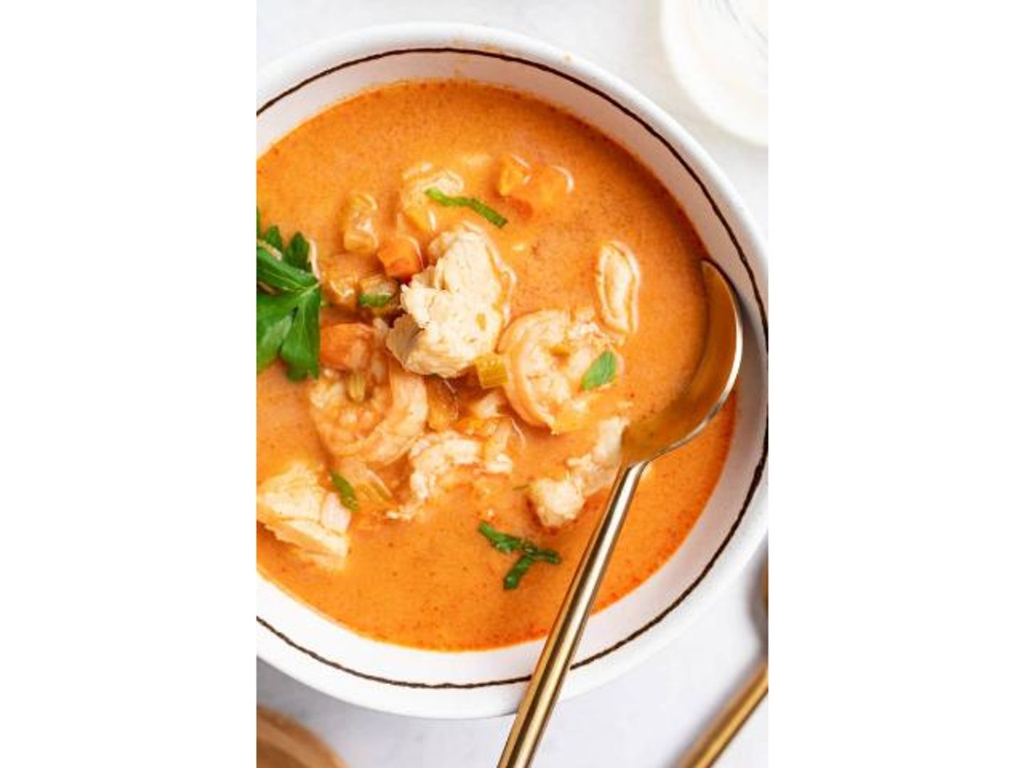 شوربة المأكولات البحرية