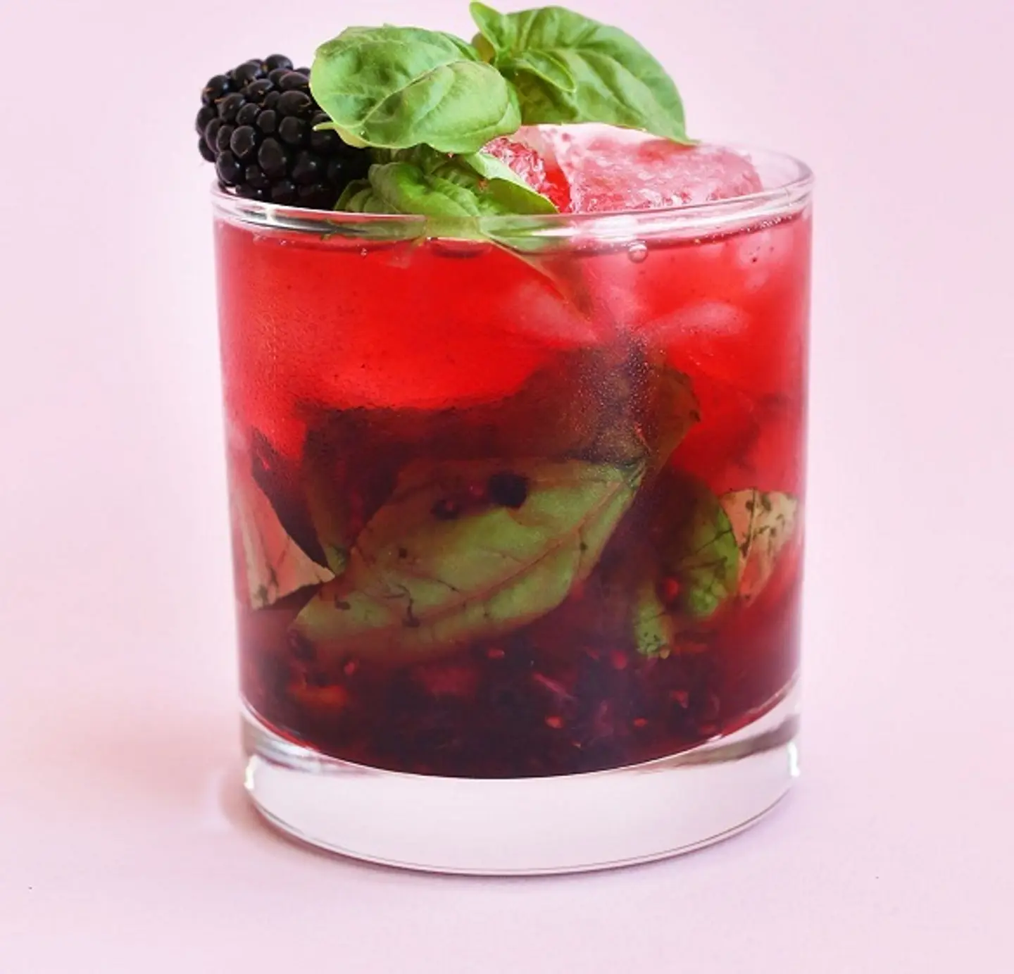 موهيتو توت أحمر