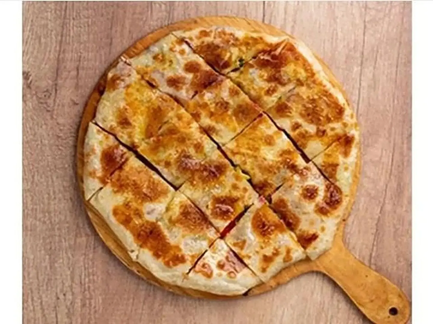 فطيره موزريلا مع التونة