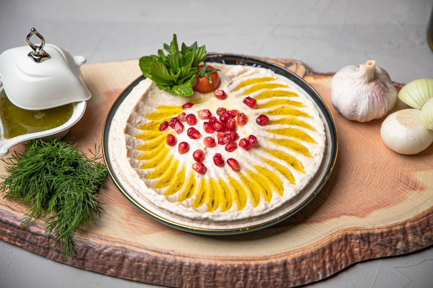 Mutabbal Dish - Large