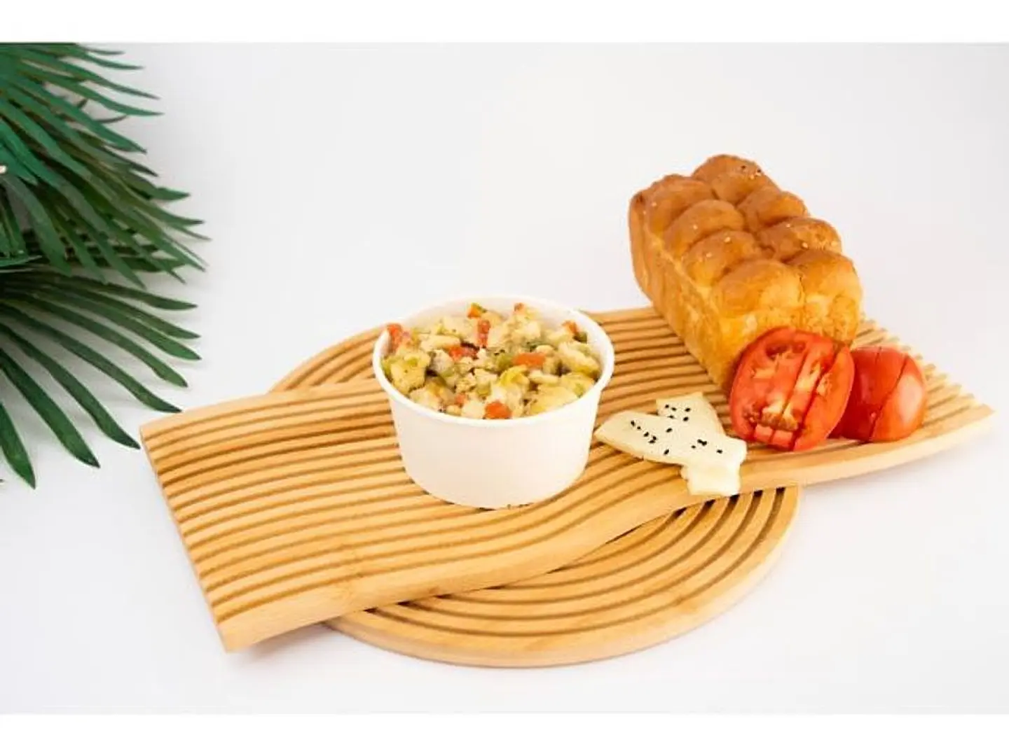 Hamsa Halloumi Plate