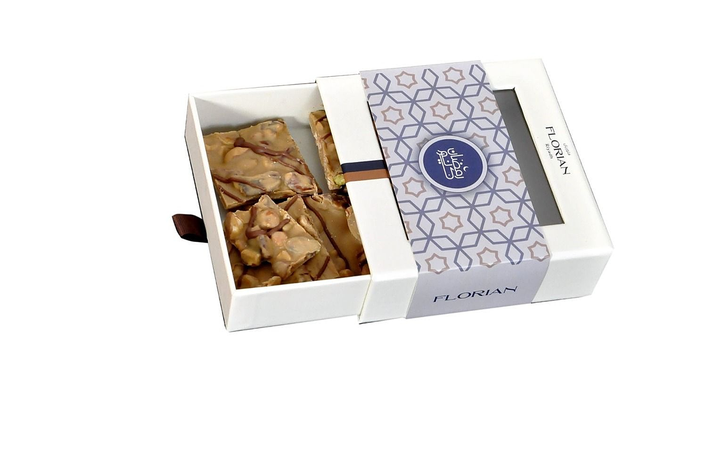 الواح شوكولاتة بالكراميل مع المكسرات