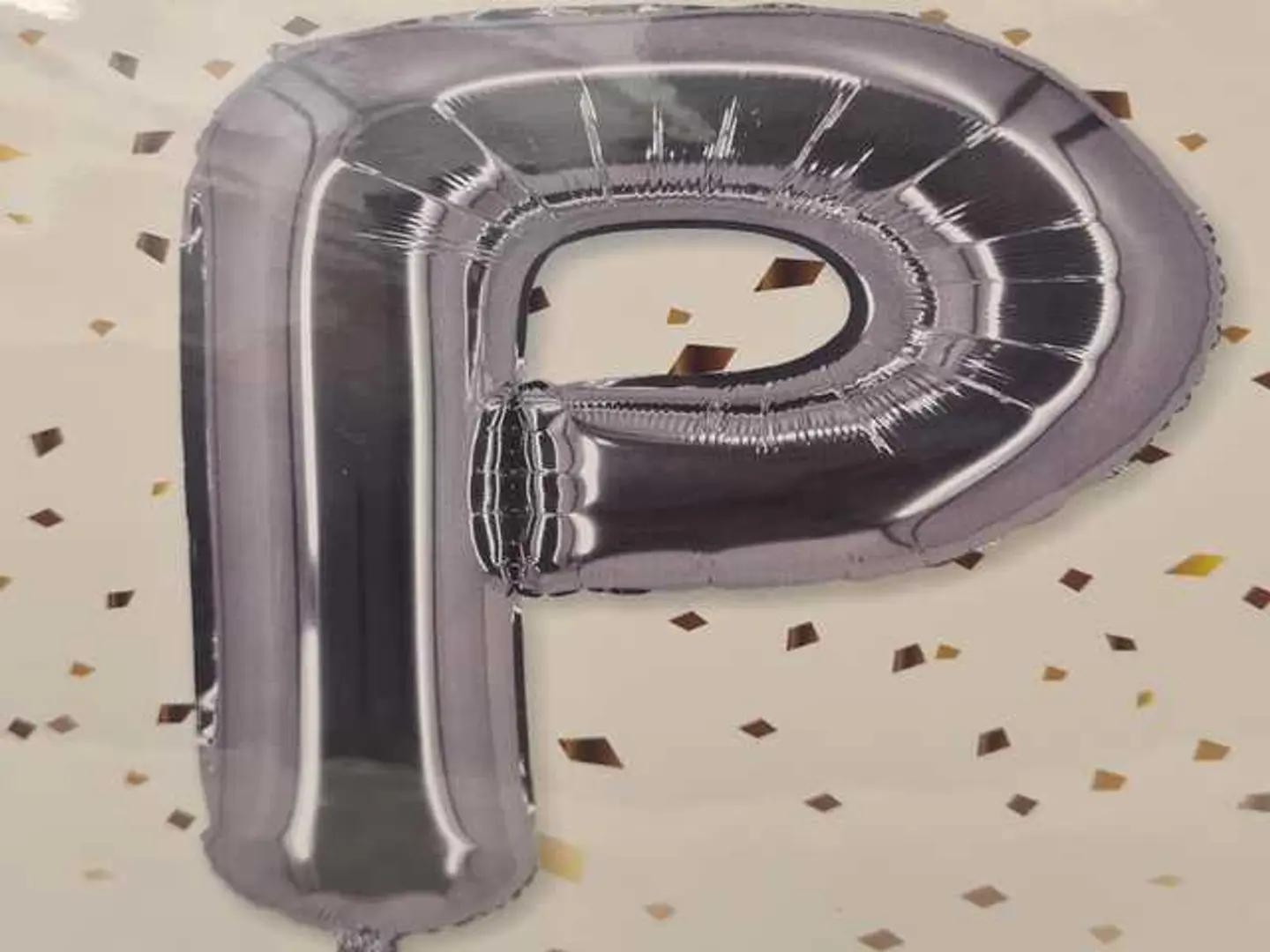 بالونات هيليوم بي