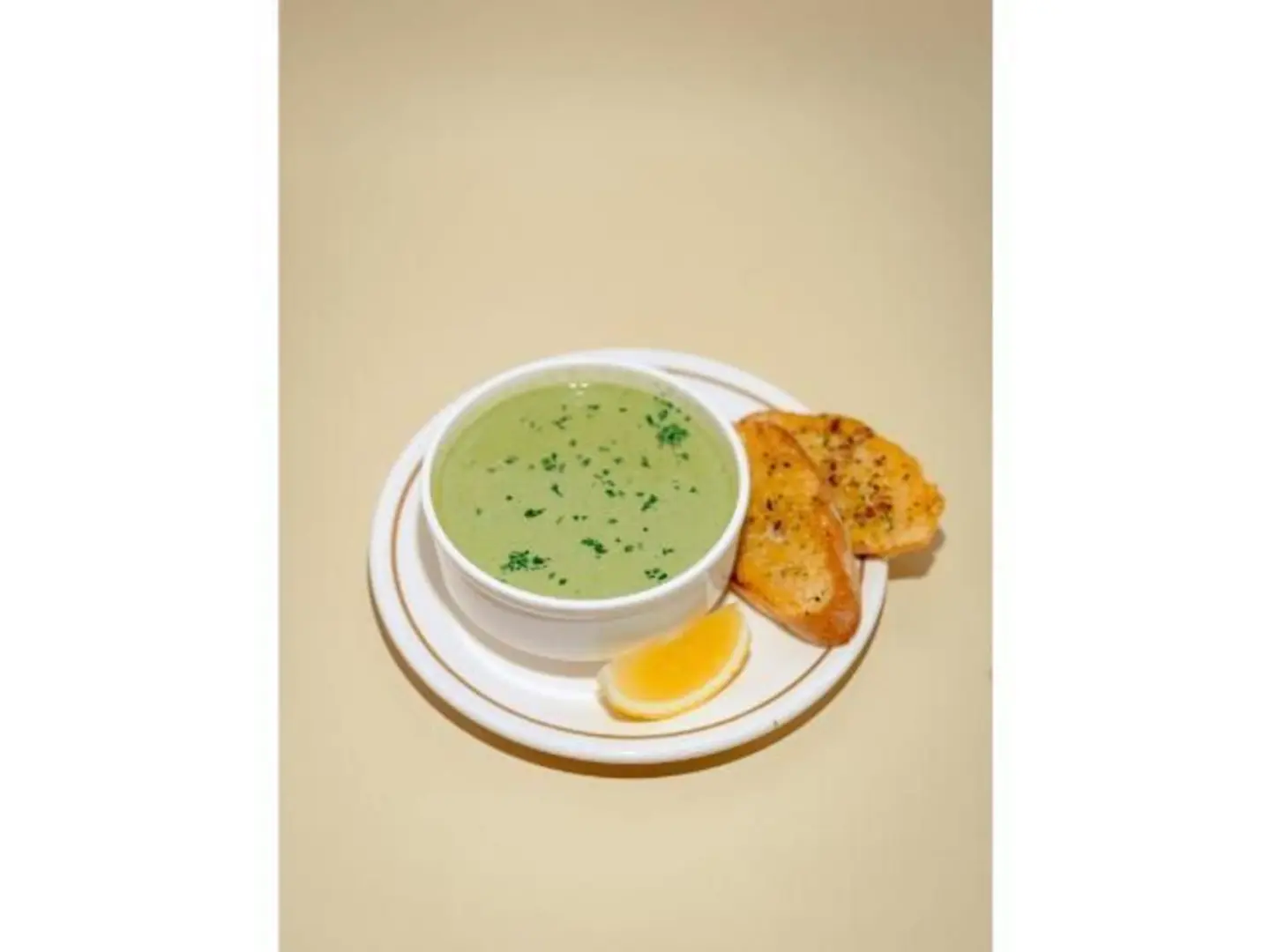Broccoli And Almond Soup