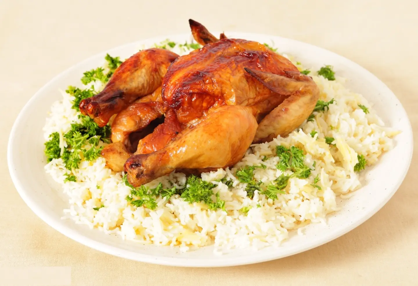 دجاجة كاملة محمرة