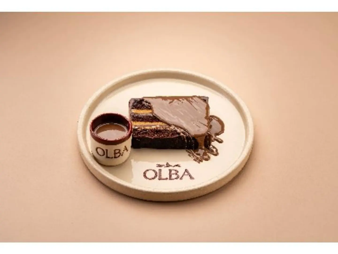London Cake By Olba
