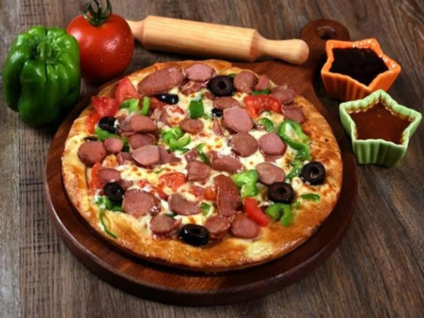 Sausage And Vegetable Pizza
