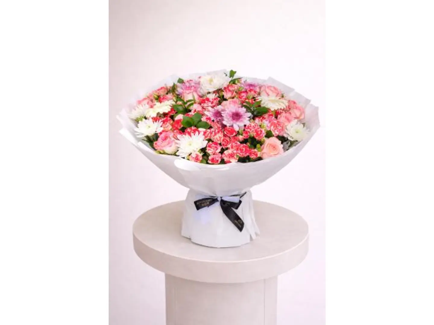 24 Luxury Spring Bouquet