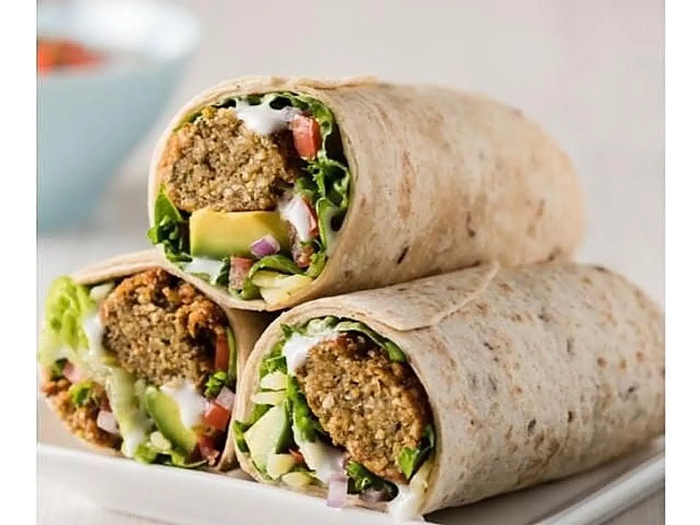 سندوتش فلافل بالجبنه