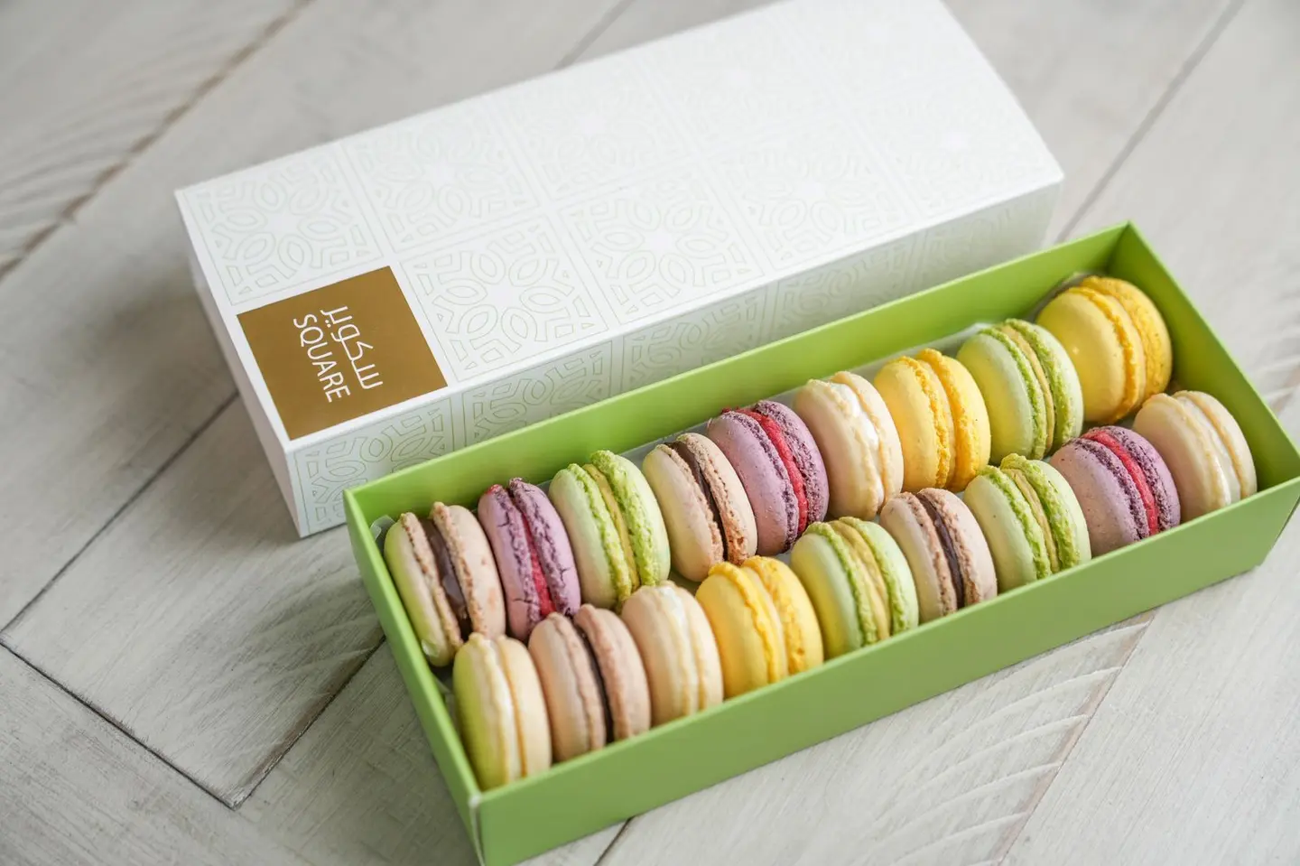 Macaron Box