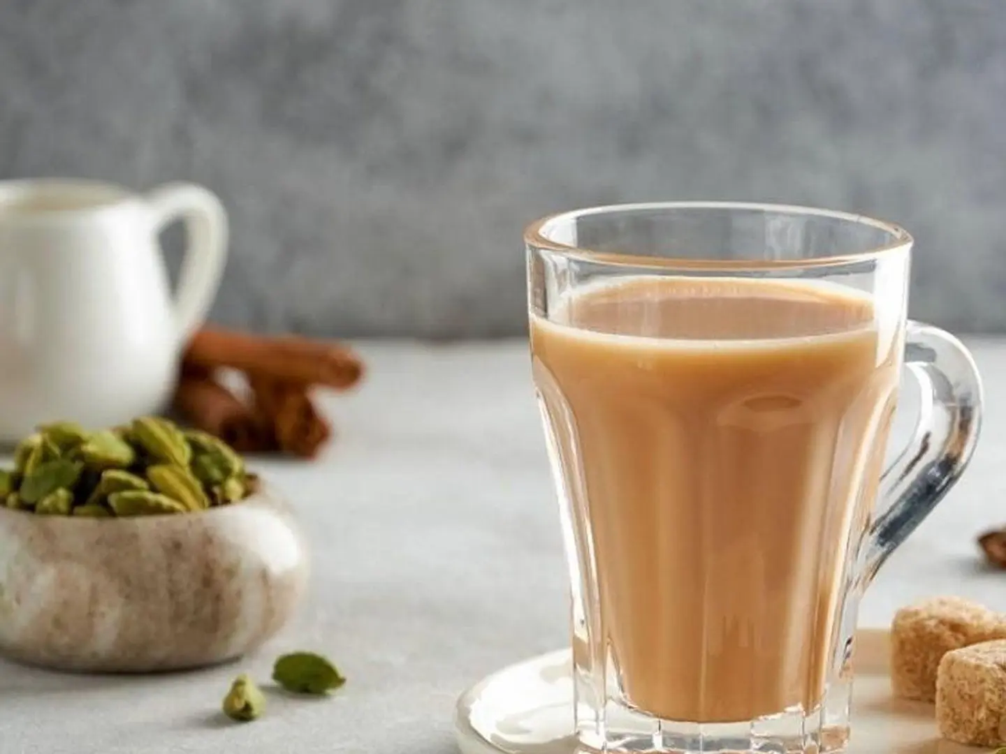 جك غباشة ٥ أفراد