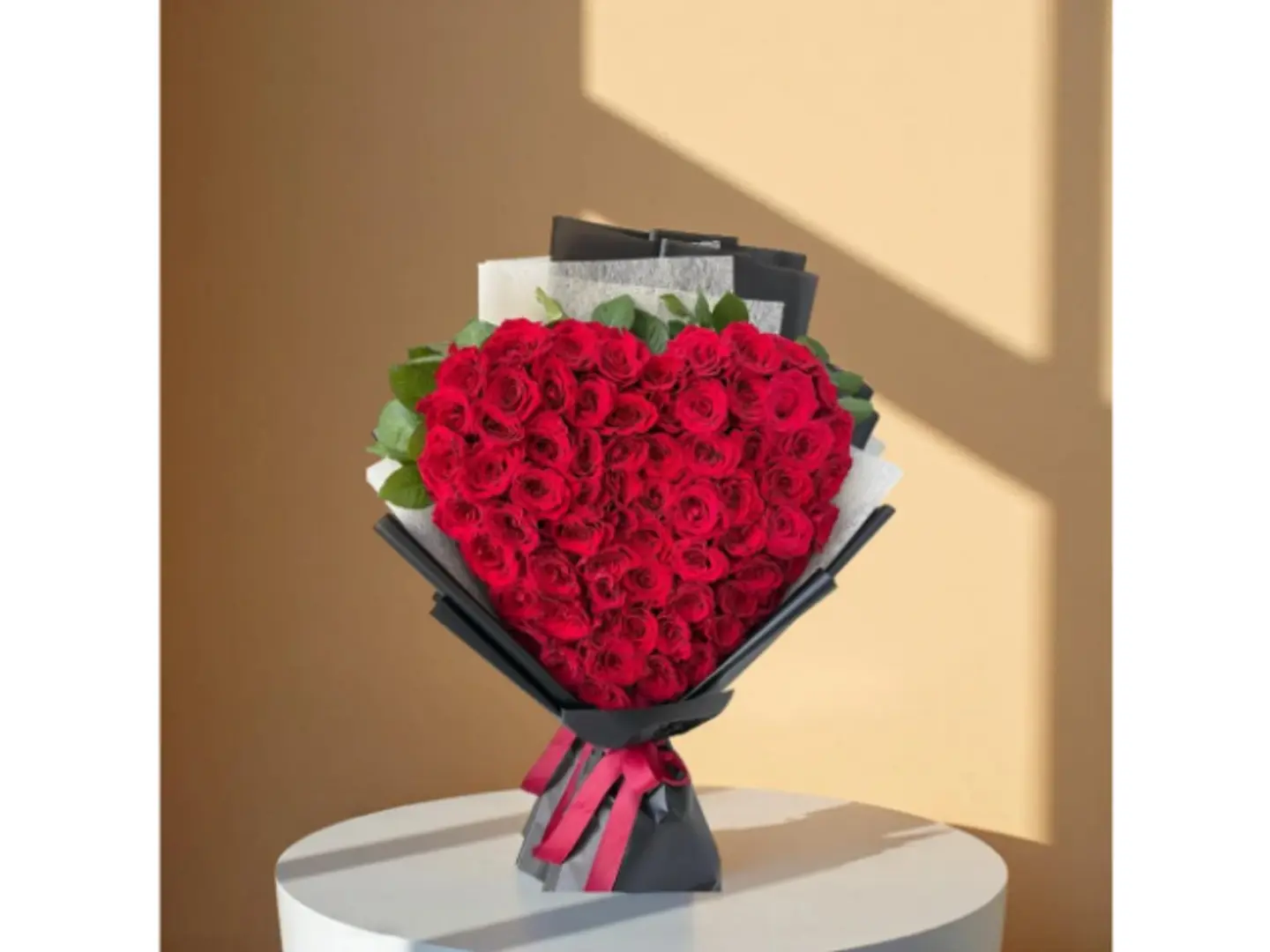 باقة قلب ورد آحمر