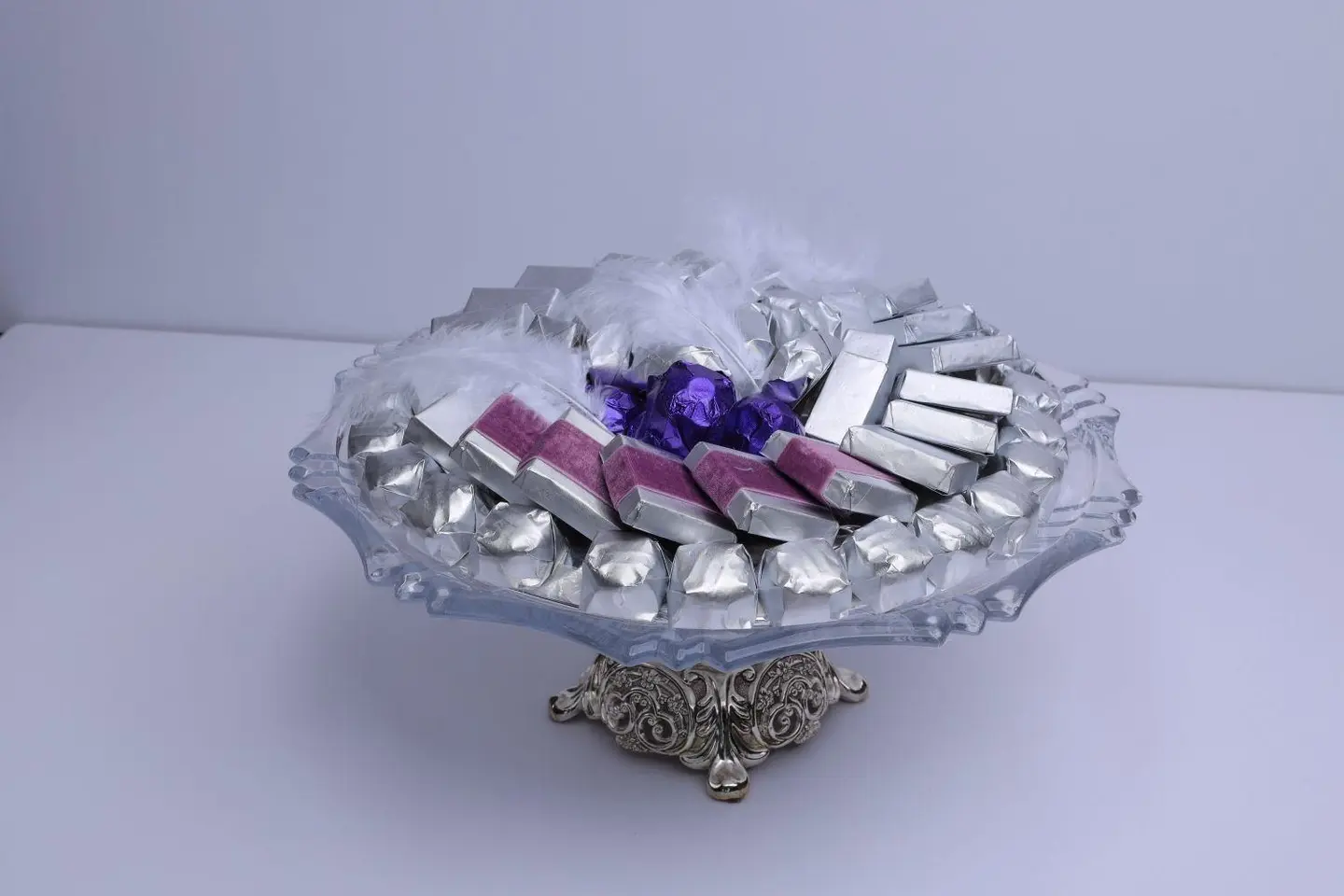 صحن كرستال قاعدة فضي