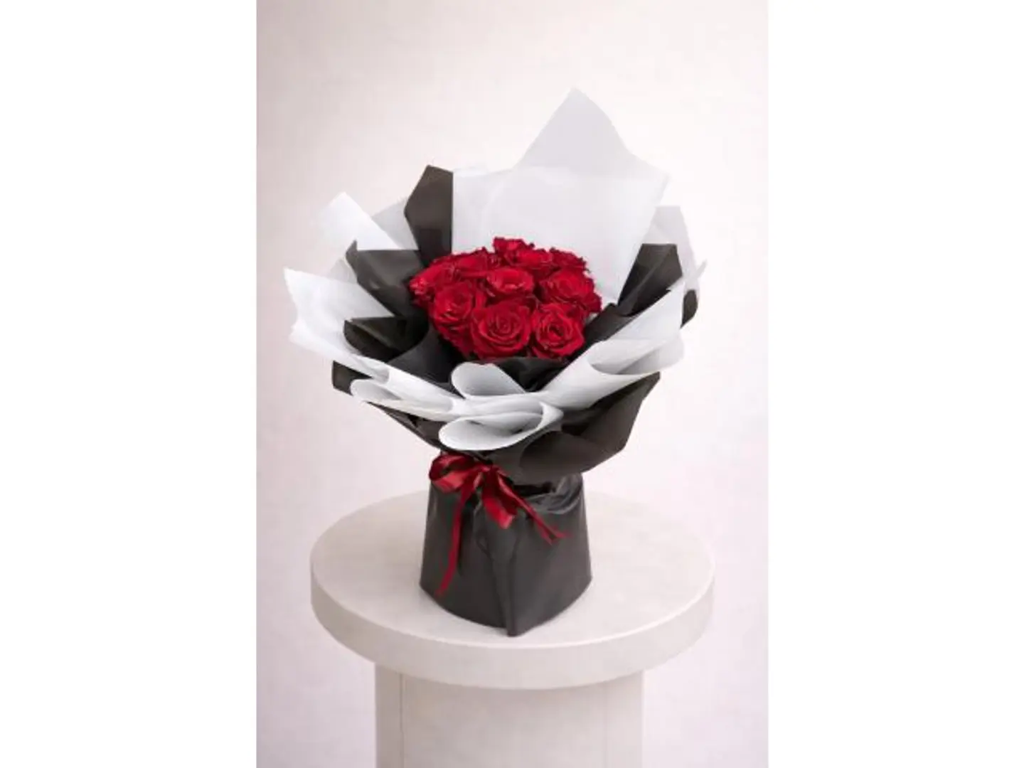 31 Red Black Style