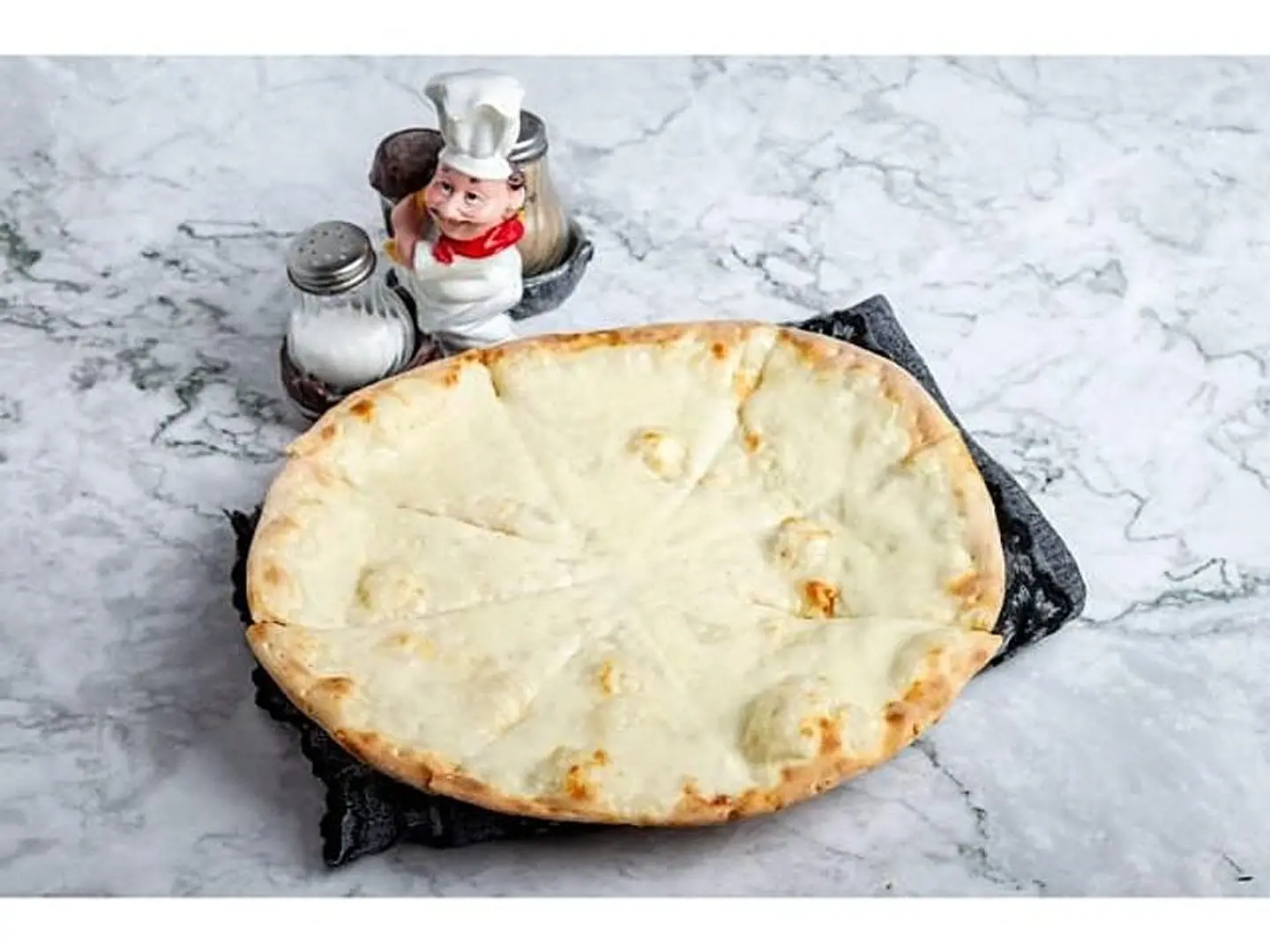 Mozzarella Pie