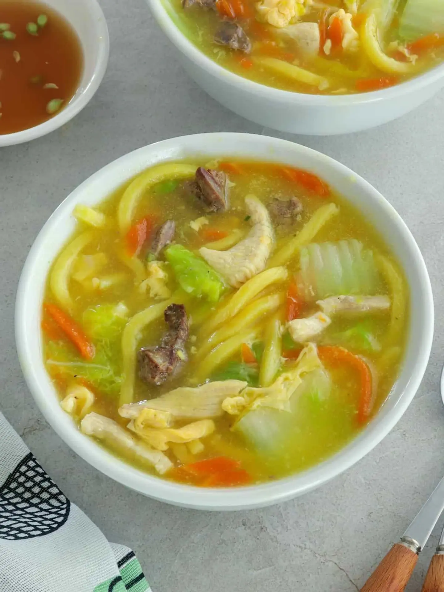 Beef Lomi Noodles With Free Pandesal