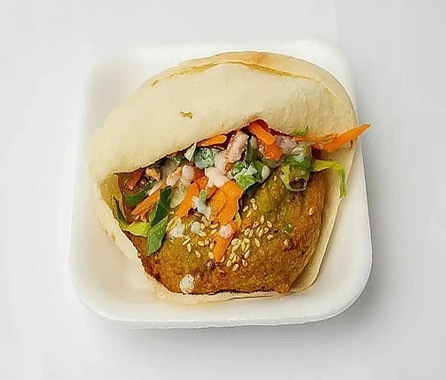 ساندوتش فول بالطعمية