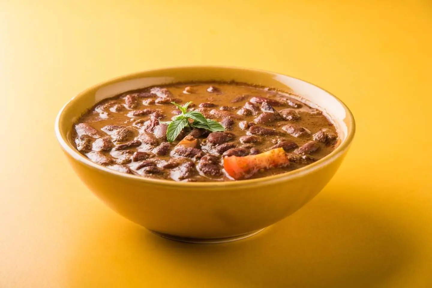 فول قلابة بالجبن