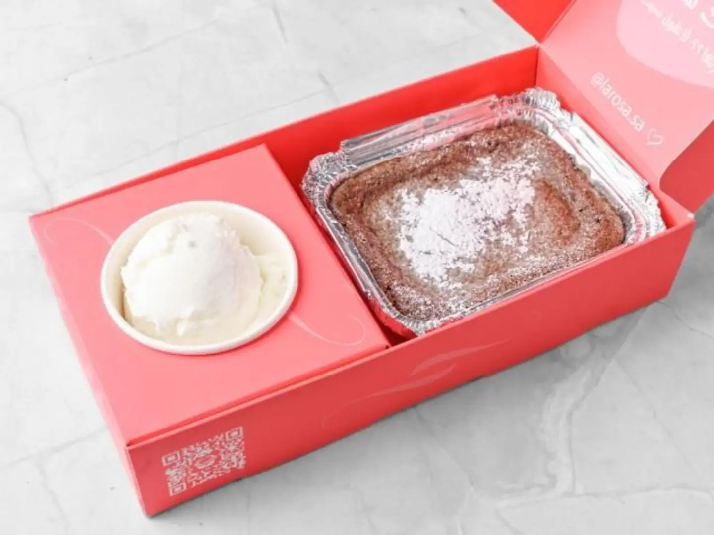 Soufflé With Ice Cream Box