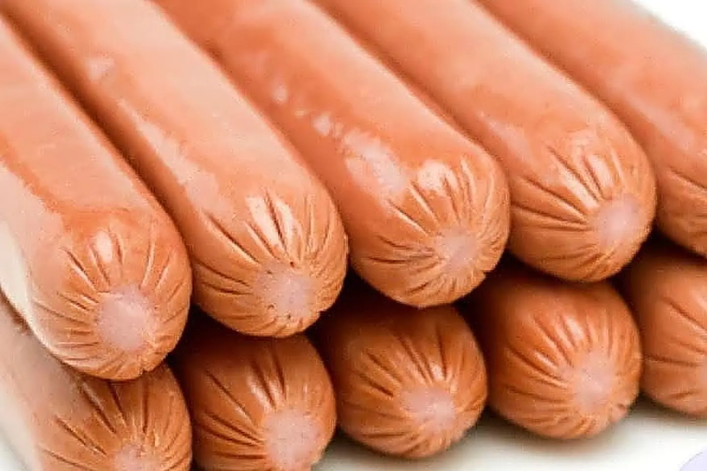 عشر قطع نقانق دجاج