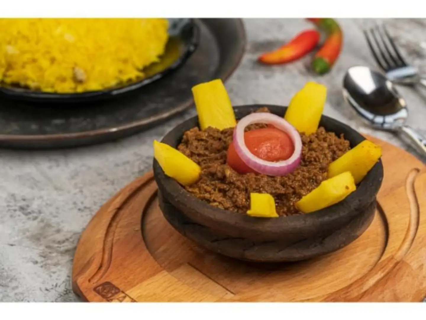 Edam Minced Meat And Fries