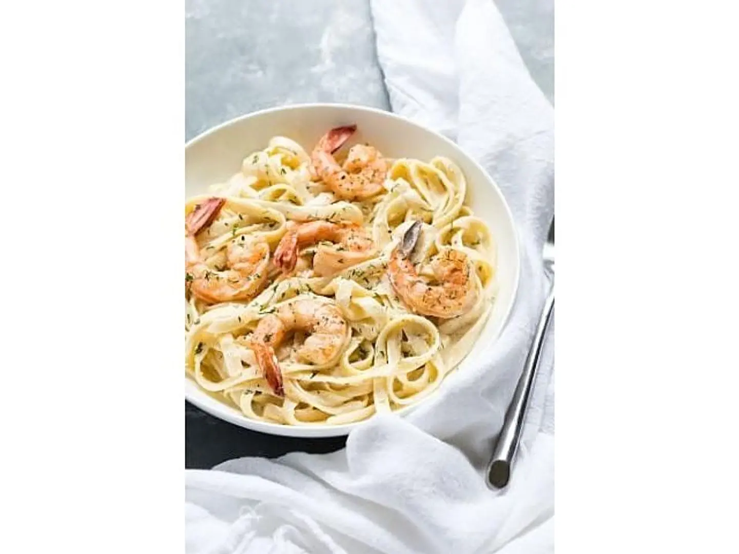 مكرونة وايت صوص