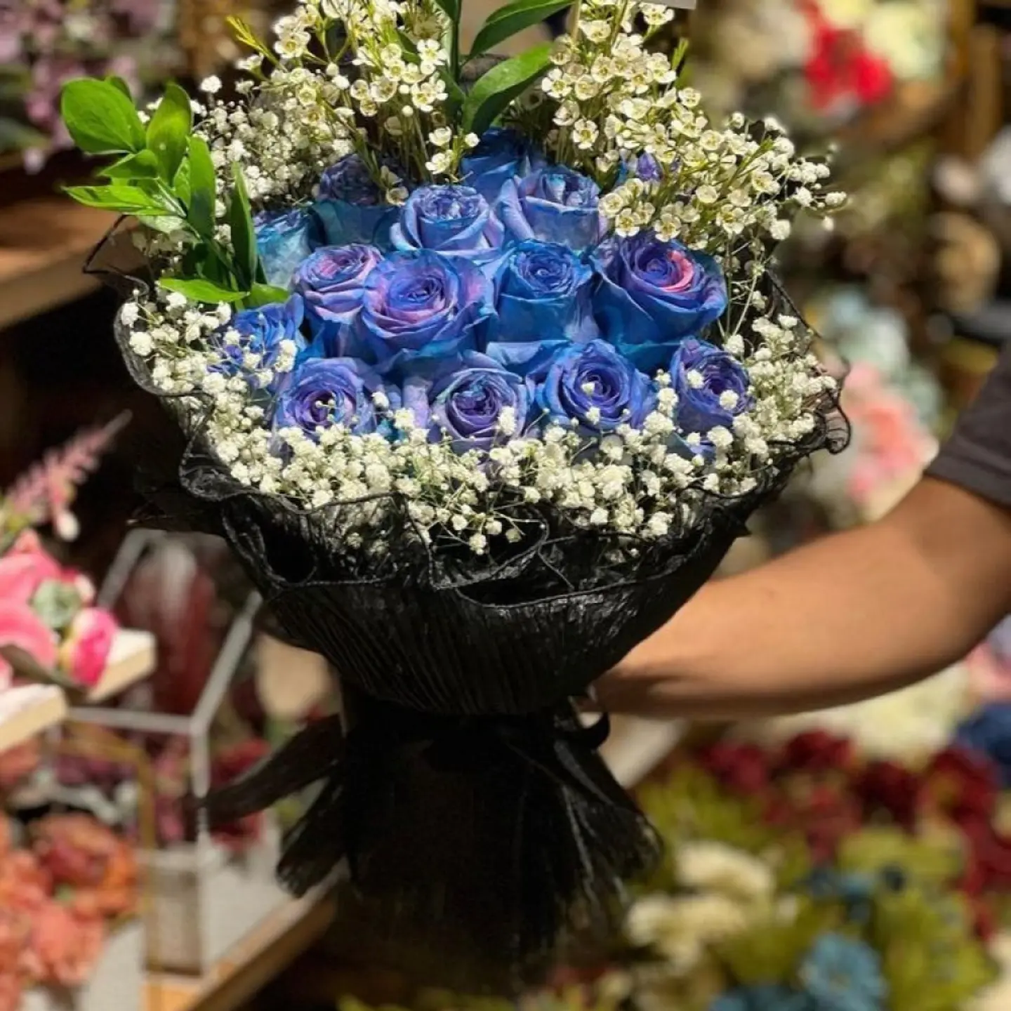 Attractive Blue Rose Bouquet