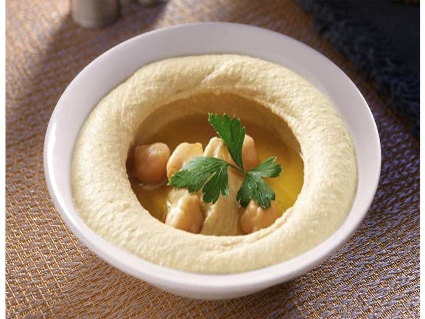 حمص بالطحينة