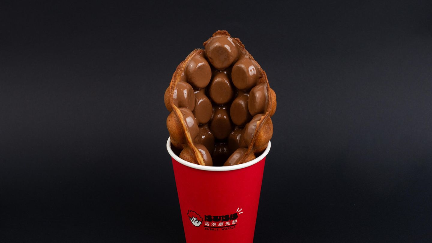 Chocolate Bubble Waffle