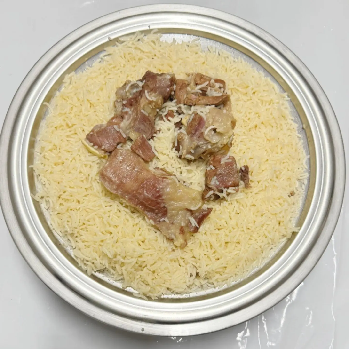 نفر لحم مضغوط رز مزه